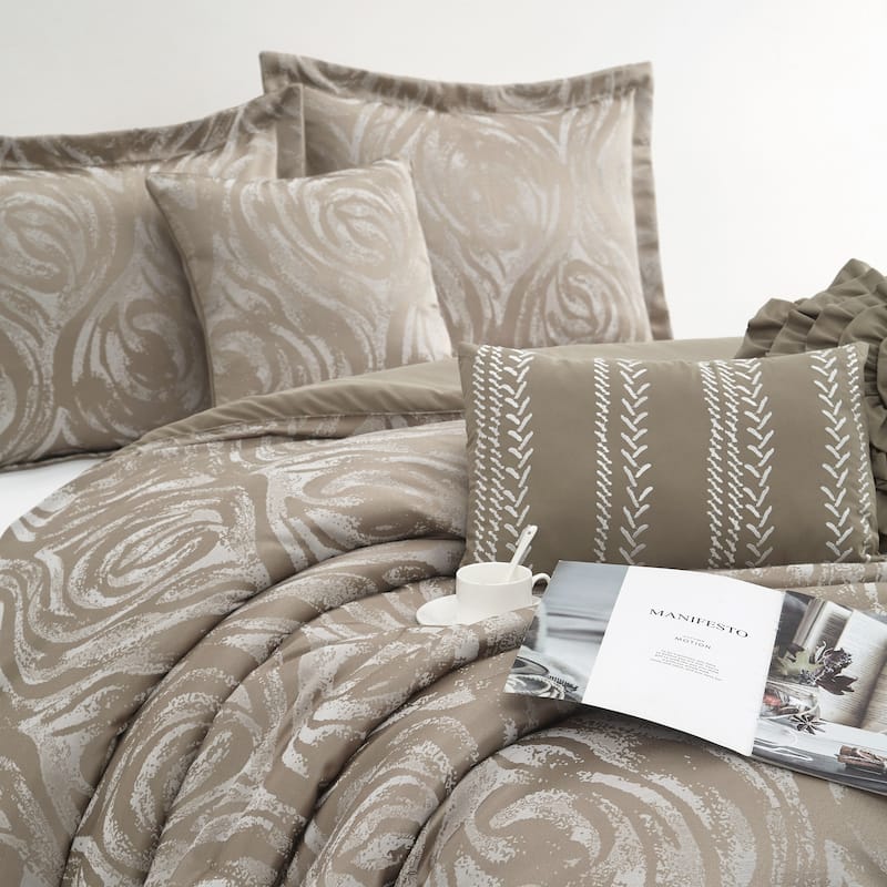 Nanshing Sasha 7 Piece Luxury Glam Comforter Set