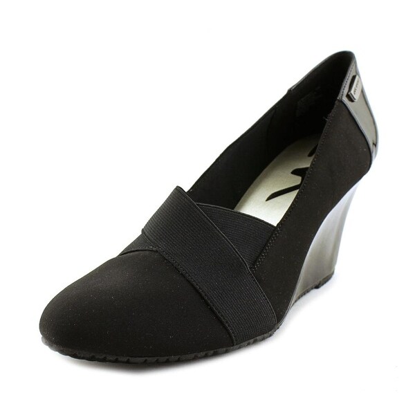 anne klein black wedge shoes