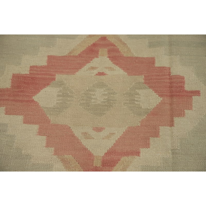 Hand Woven Southwestern Wool Multi-Colored Geometric Area Rug - 6' 6'' X 4' 8''
