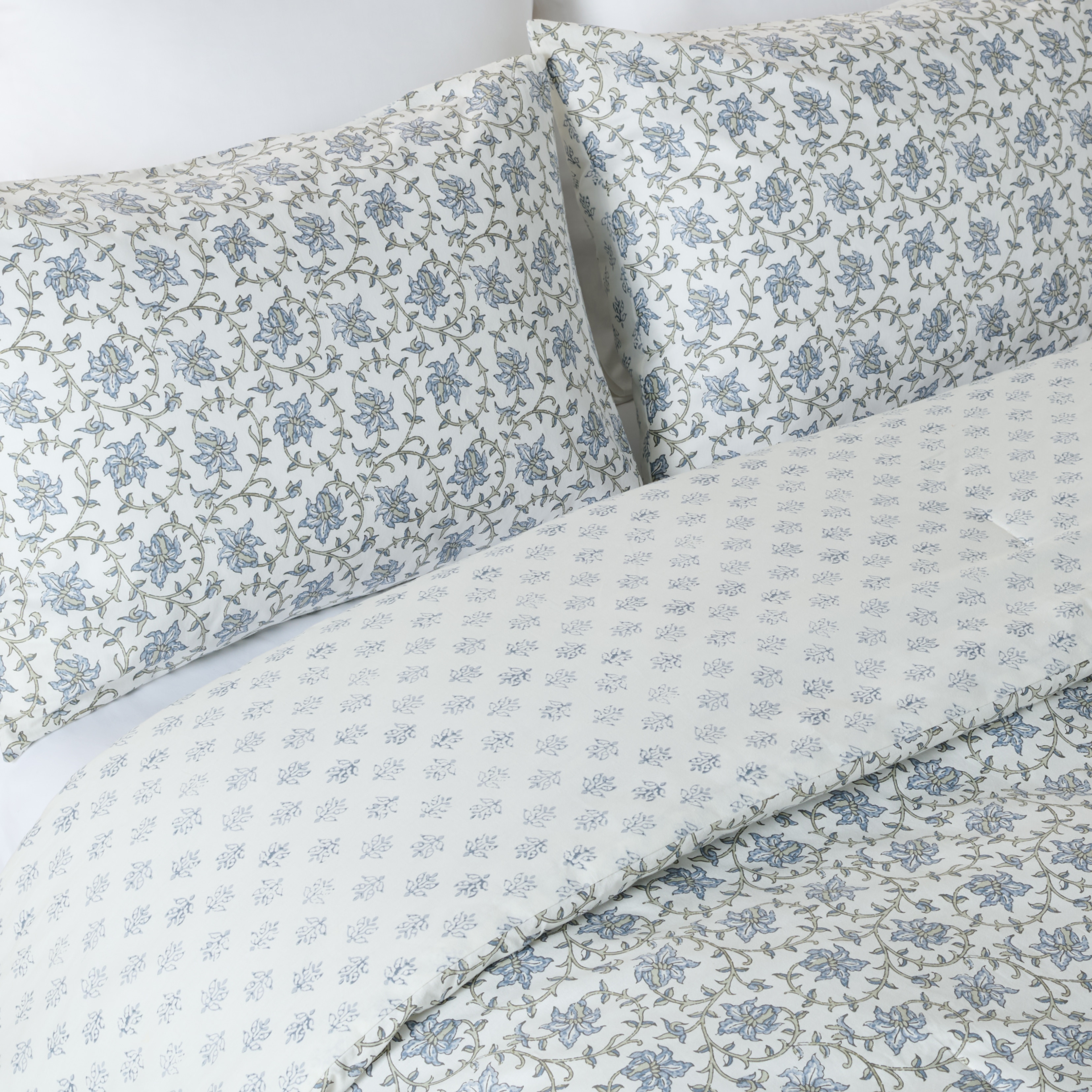 SAFAVIEH Reversible Cotton Floral 3-Piece Comforter Set, 90-Inch