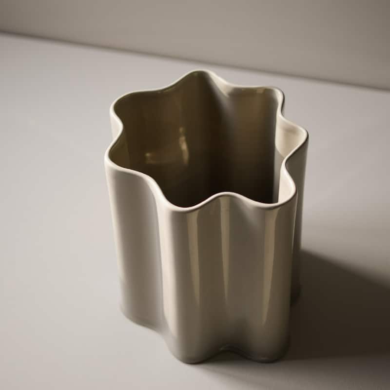 Ceramic Geometric Planter - 8.5" - Beige