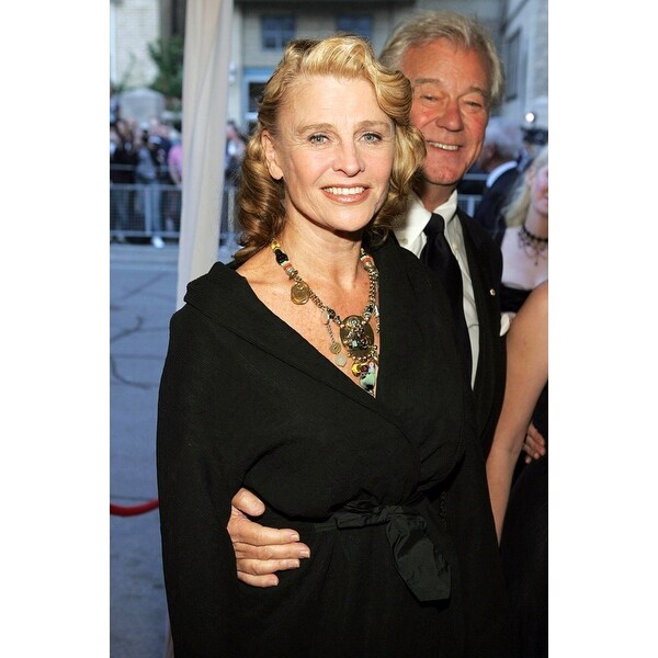 Shop Julie Christie Gordon Pinsent At Arrivals For Away From Her Gala Premiere Toronto International Film Festival Roy Thomson Hall Overstock 24384295
