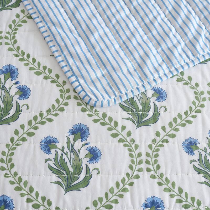 Martha Stewart Chloe Green Cotton Reversible Quilt Set