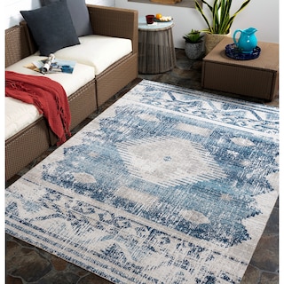 Livabliss Nuria Indoor/ Outdoor Southwestern Area Rug