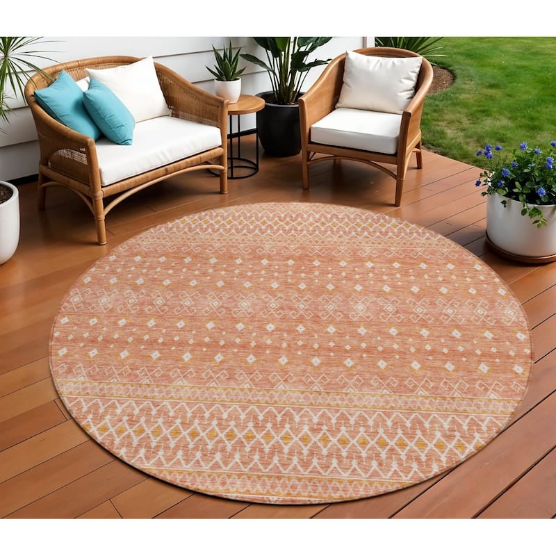 HomeRoots Tribal Transitional Rectangle Outdoor Rug - 8' Round