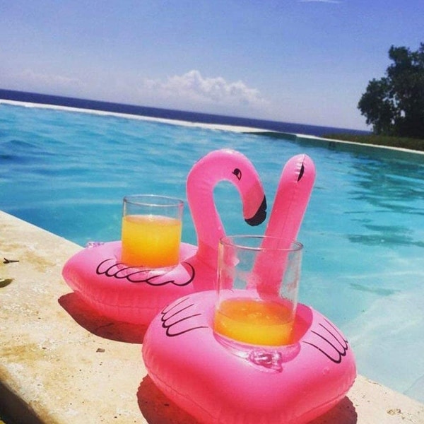 floatable speaker