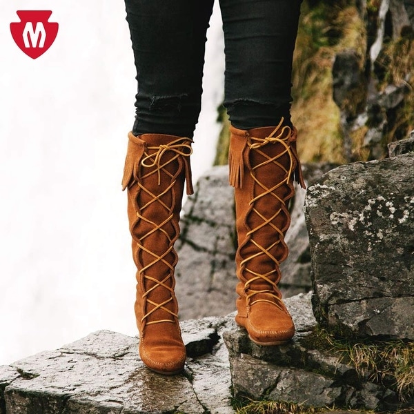 minnetonka mens boots