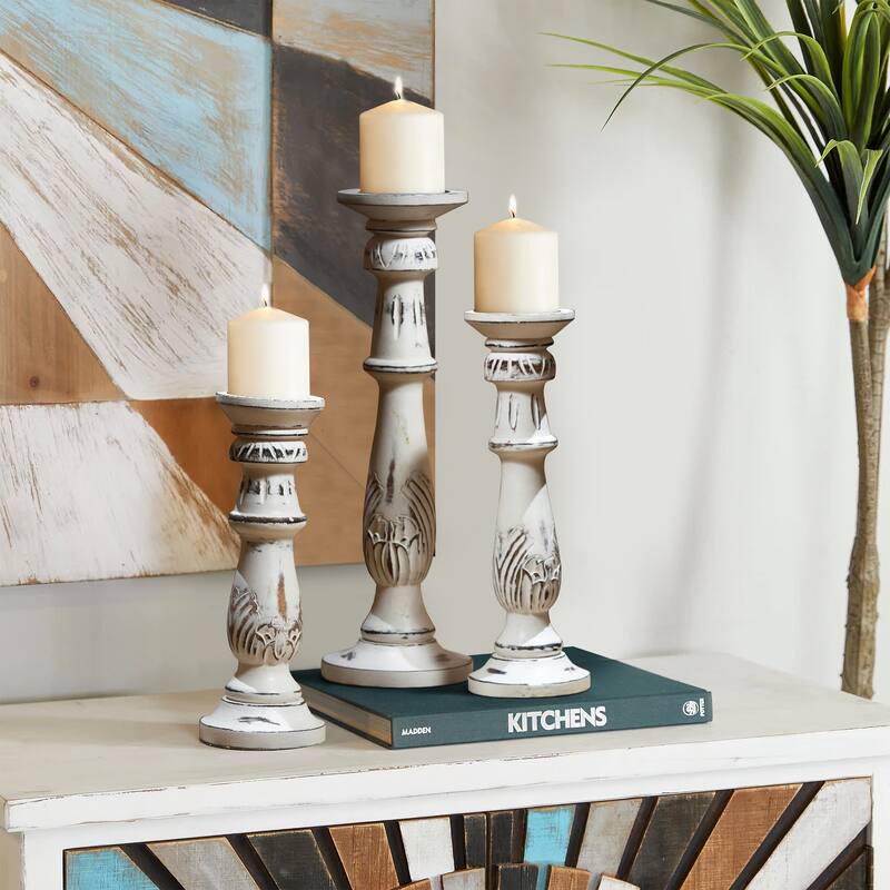 Taki Distressed Mango Wood Pillar Shaped Candle holder, Set of 3, White