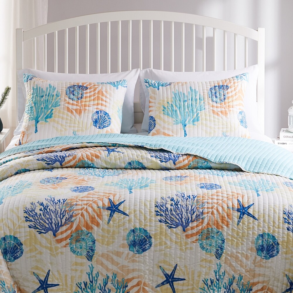 Beach themed hotsell pillow shams