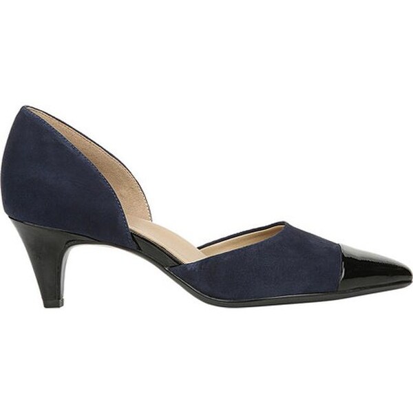 naturalizer navy heels