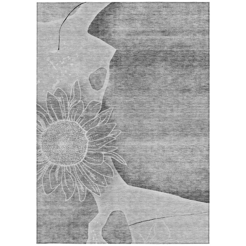 HomeRoots Floral Transitional Rectangle Outdoor Rug