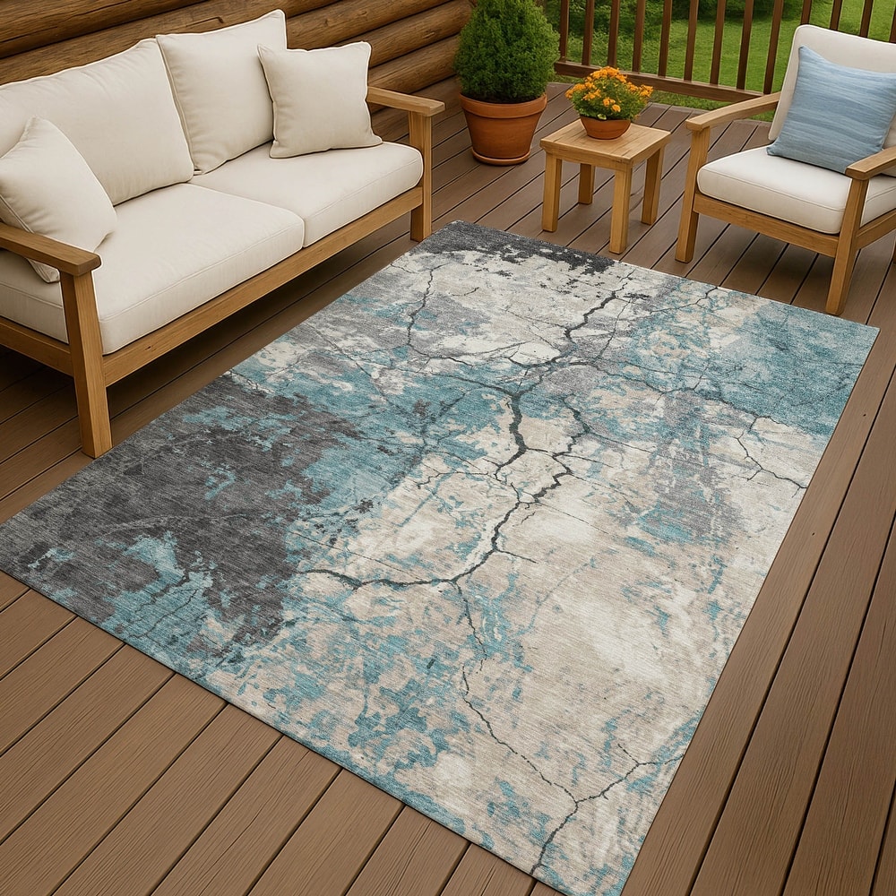 Machine Washable Indoor/ Outdoor Modern Crackle Chantille Rug