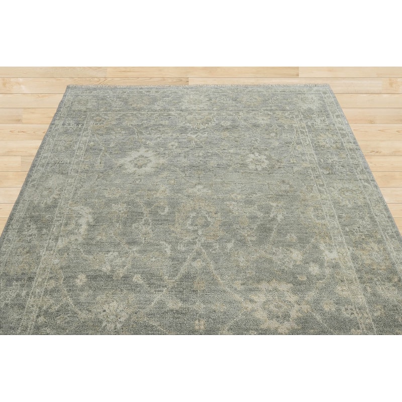 LoomBloom Graphite Traditional Oriental Hand Knotted Wool Rug - 7' 4'' x 9' 9''