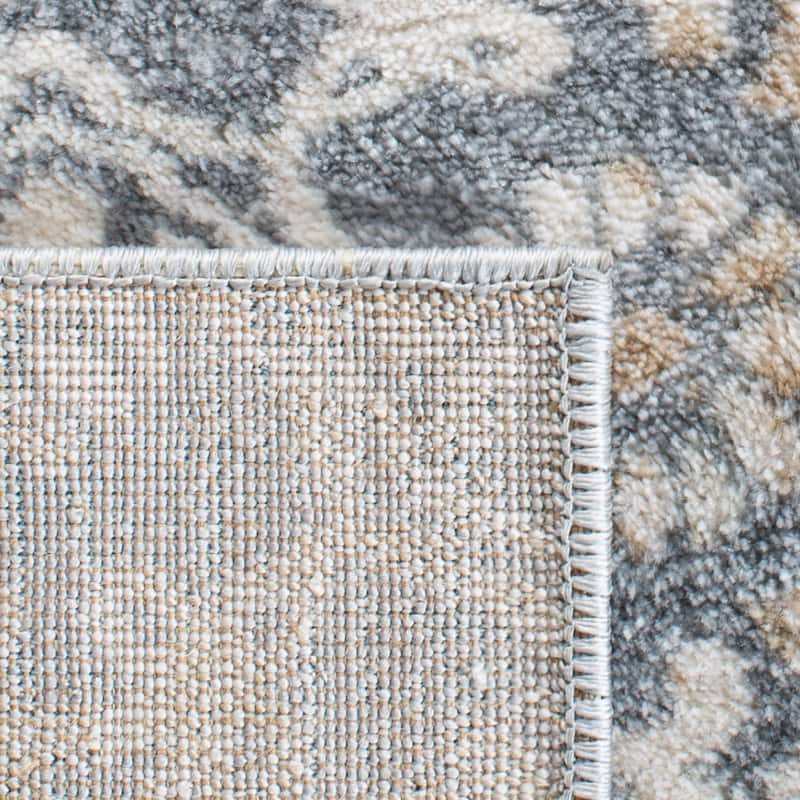 SAFAVIEH Isabella Eriona Traditional Rug