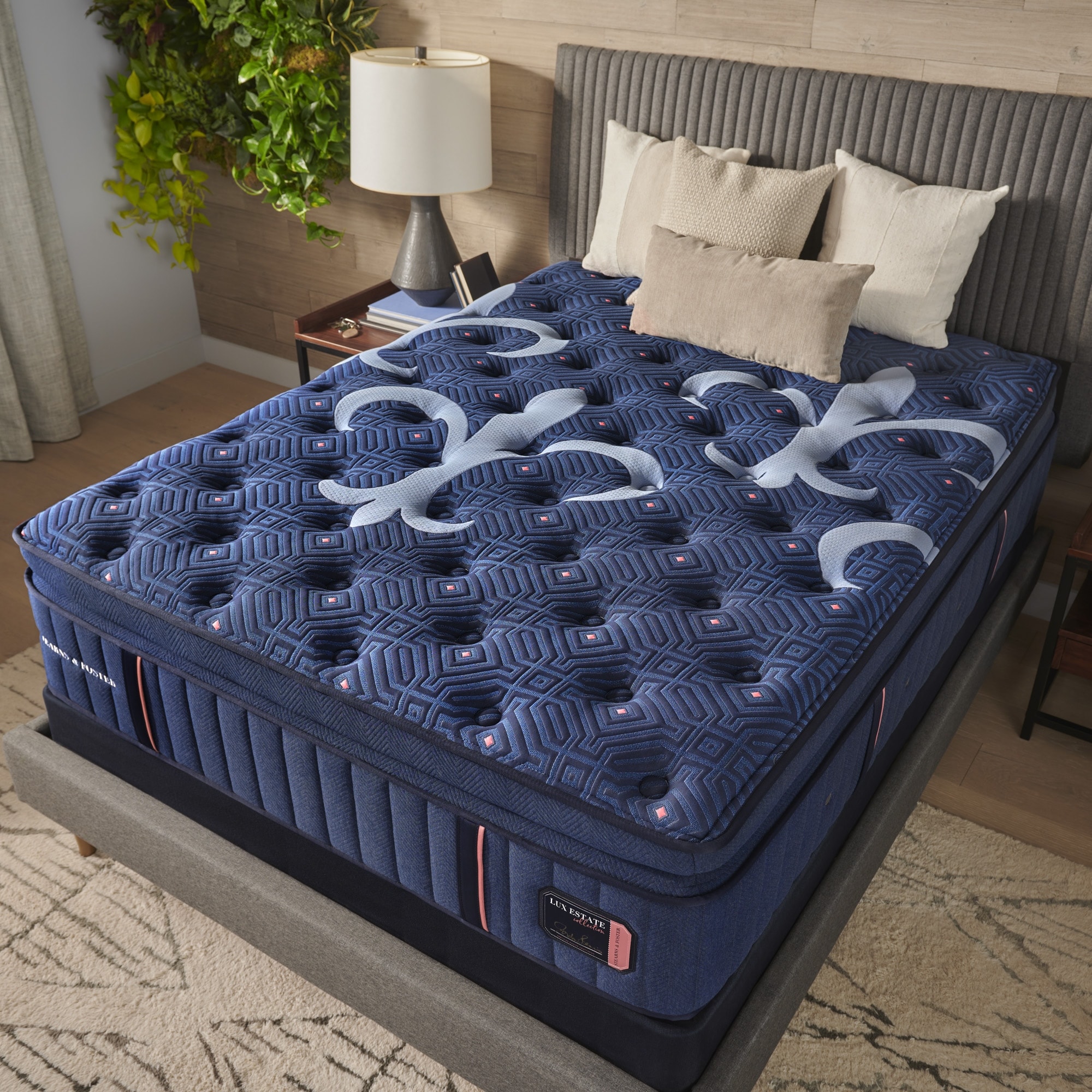Stearns & Foster Lux Estate Medium Pillowtop Mattress
