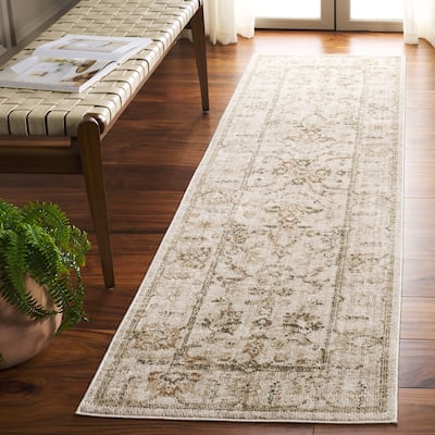 SAFAVIEH Hazel Vula Traditional Oriental Rug