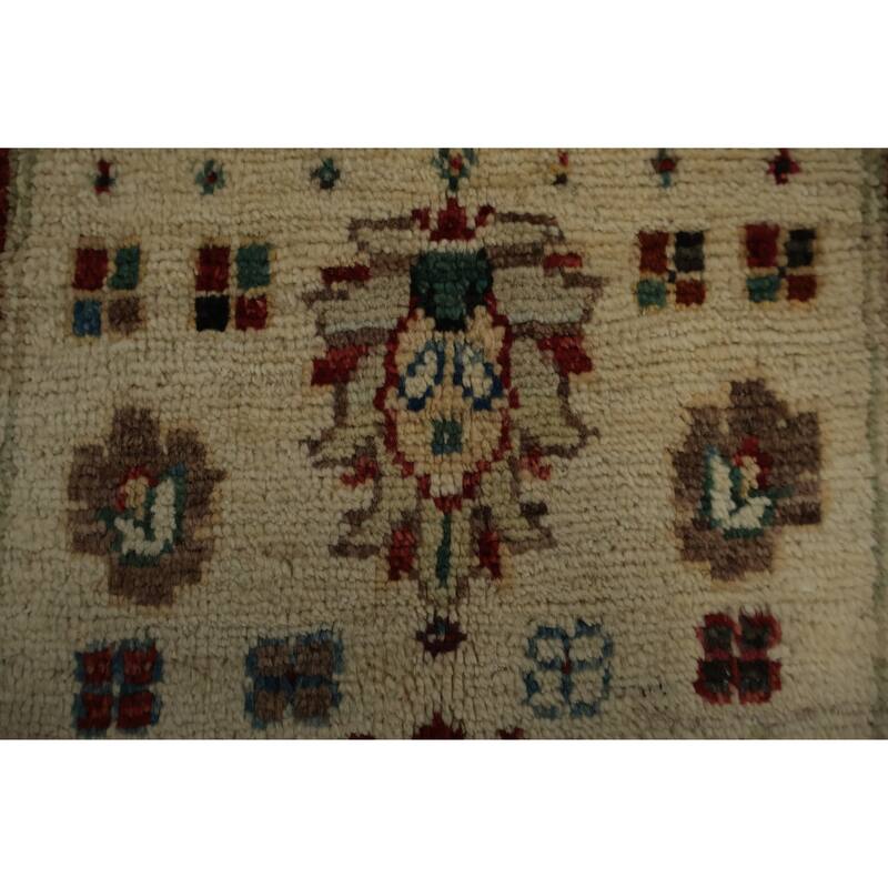 Hand Knotted Oriental 100% Wool Carpet Traditional Floral Beige & Ivories Peshawar Area Rug - 2' 7'' X 1' 8''