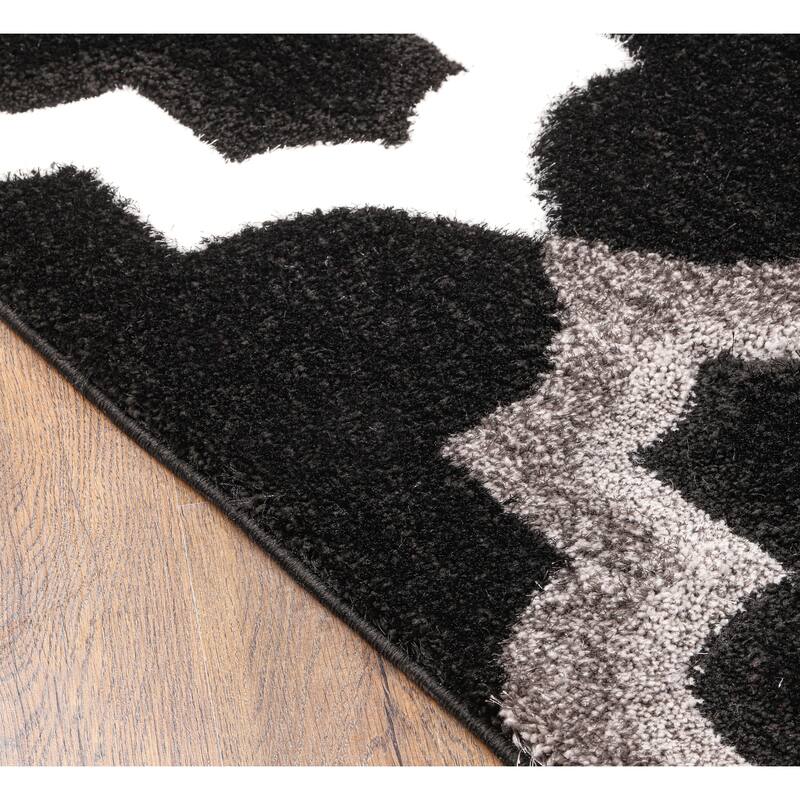 Santorini Collection Geometric Area Rug
