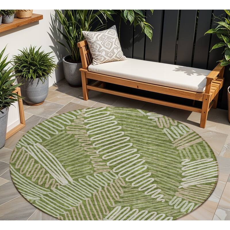 HomeRoots Floral Transitional Rectangle Outdoor Rug - 8' Round