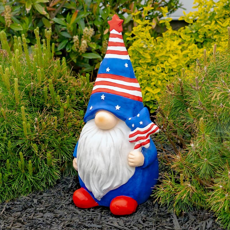 Magnesium Garden Gnome Holding Star Lollipop