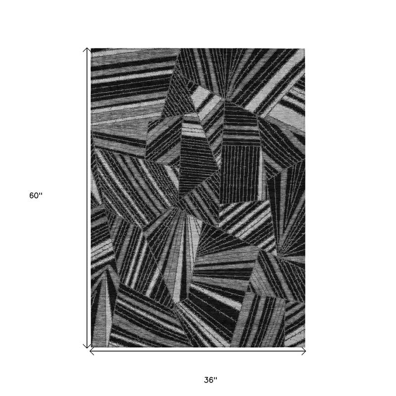 HomeRoots Geometric Transitional Rectangle Outdoor Rug