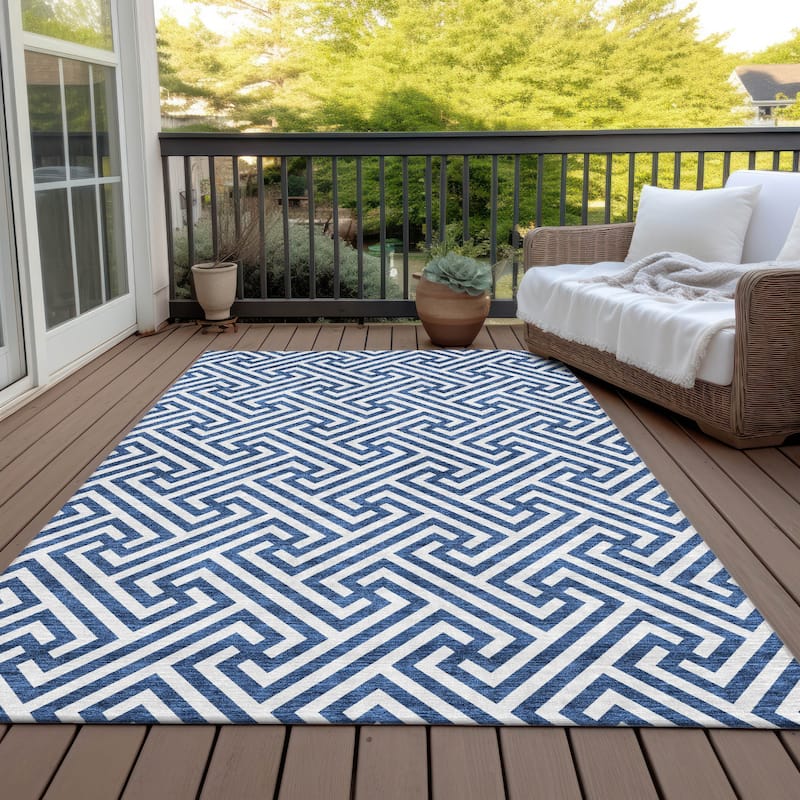 Machine Washable Indoor/ Outdoor Chantille Modern Geo Rug - Blue - 8' x 10'