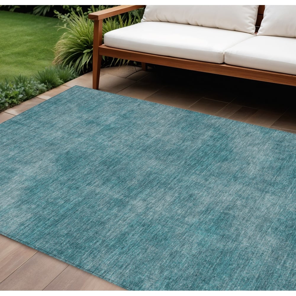 HomeRoots Solid Color Transitional Rectangle Outdoor Rug