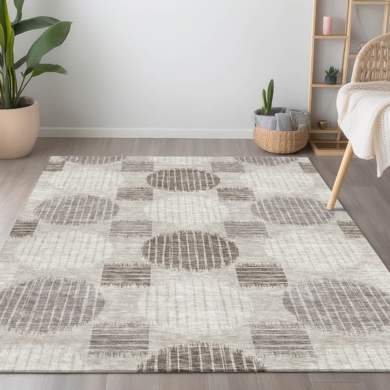 Machine Washable Indoor/ Outdoor Chantille Contemporary Dotty Rug