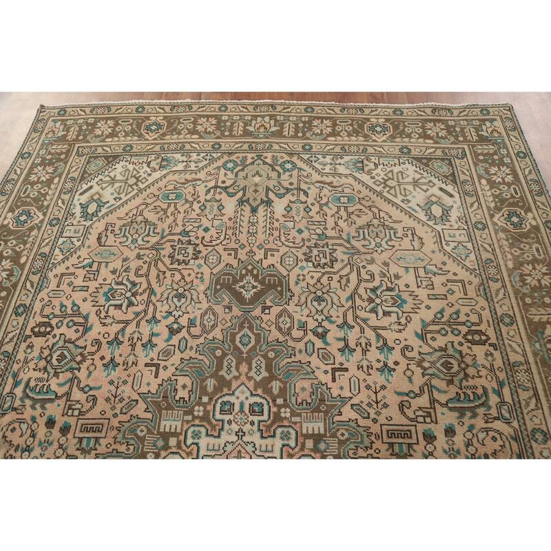 Hand Knotted Oriental 100% Wool Carpet Traditional Medallion Peach Tabriz Area Rug - 9' 5'' X 6' 7''