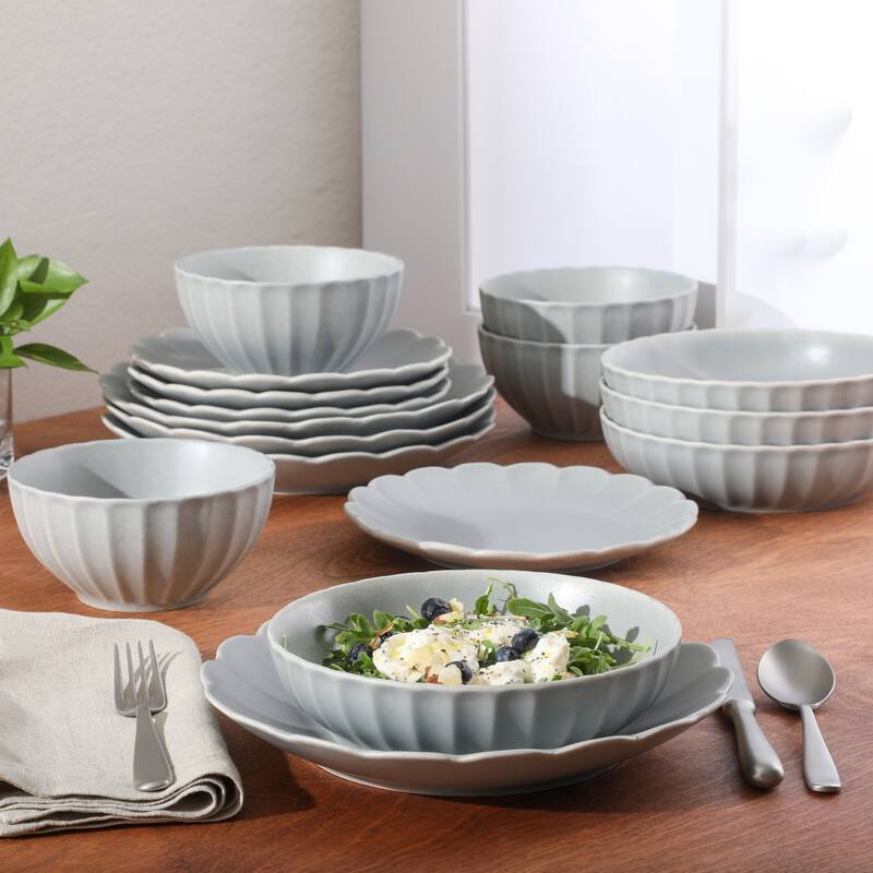 Gibson Elite Malibu Shore 16 Piece Scallop Stoneware Reactive Glaze (Service for 4) Ceramic Plates and Bowls Dinnerware Set