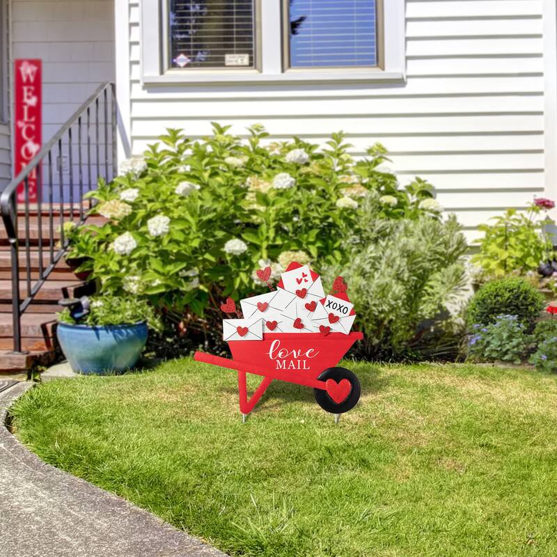 Glitzhome 24"H Valentine's Metal LOVE Mail Wagon Yard Stake