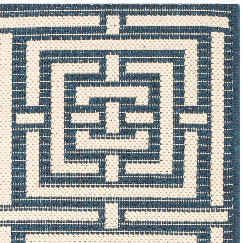 SAFAVIEH Courtyard Ginger Indoor/ Outdoor Waterproof Patio Backyard Rug