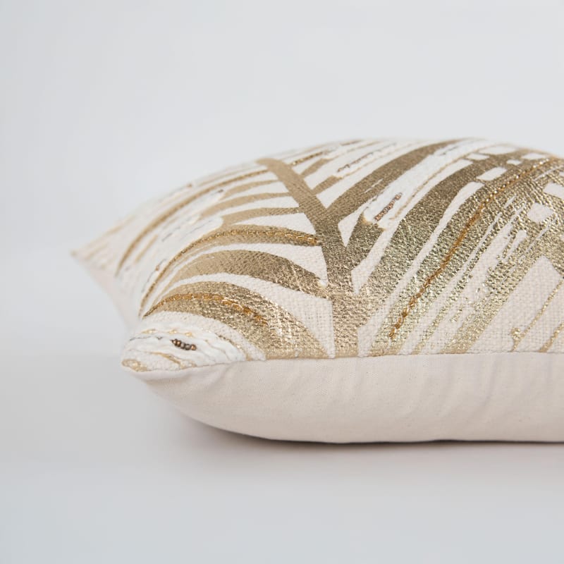 Rizzy Home Botanical Embroidered Throw Pillow, 18-inch