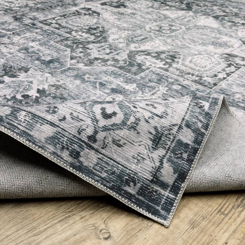 Vista Home Clarissa Washable Center Medallion Indoor Area Rug