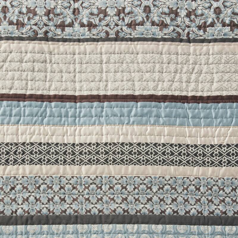 Madison Park Harvard 5 Piece Jacquard Quilt Set with Throw Pillows