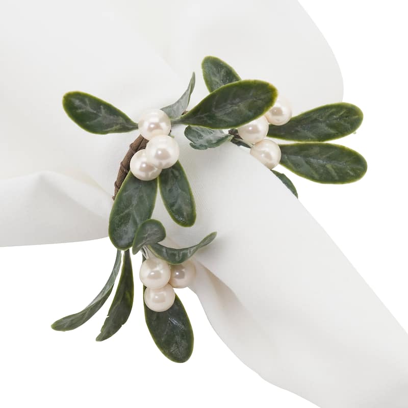 Holiday Napkin Rings With Mistletoe Design (Set of 4)