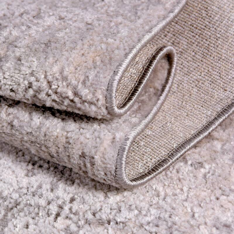 Contemporary Milton Collection Area Rug