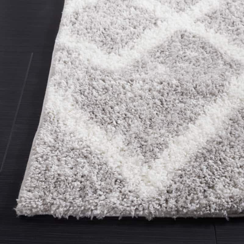 SAFAVIEH Berber Shag Guluzar Moroccan Boho 1.25-inch Rug