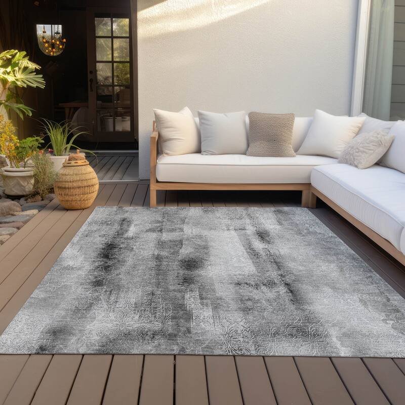 Machine Washable Indoor/ Outdoor Modern Imprints Chantille Rug