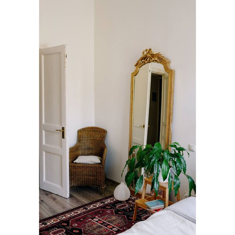 ECARPETGALLERY Hand-knotted Konya Anatolian Black, Red Wool Rug - 4'7 x 7'10