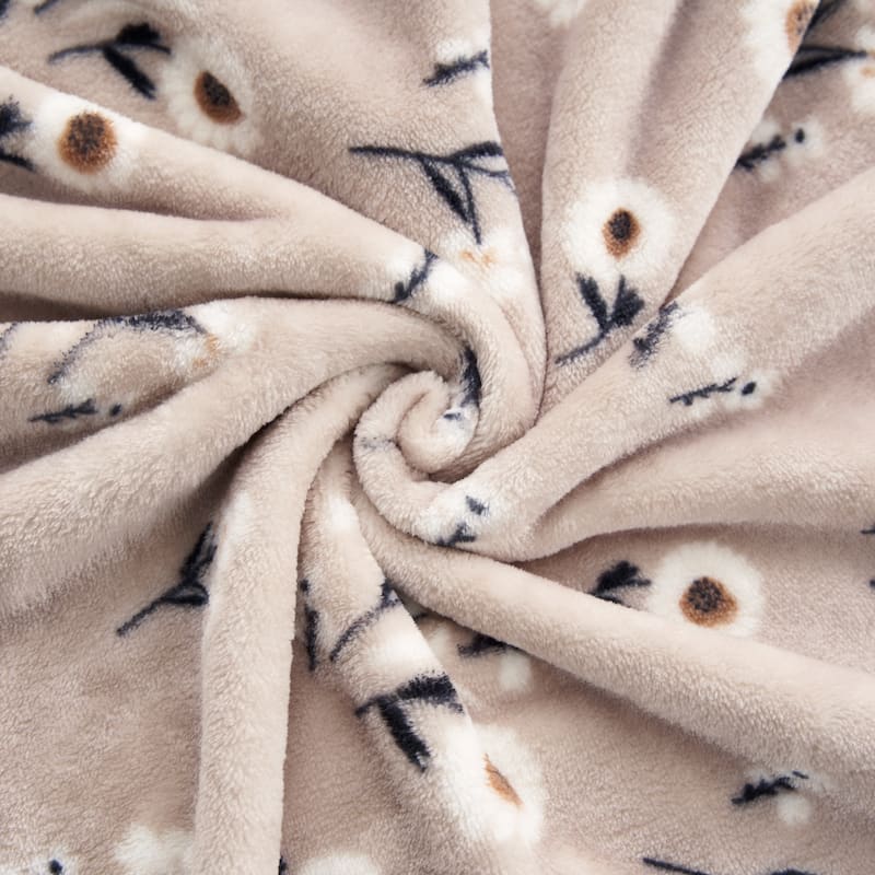 Lucky Brand Daisy Plush Throw Blanket