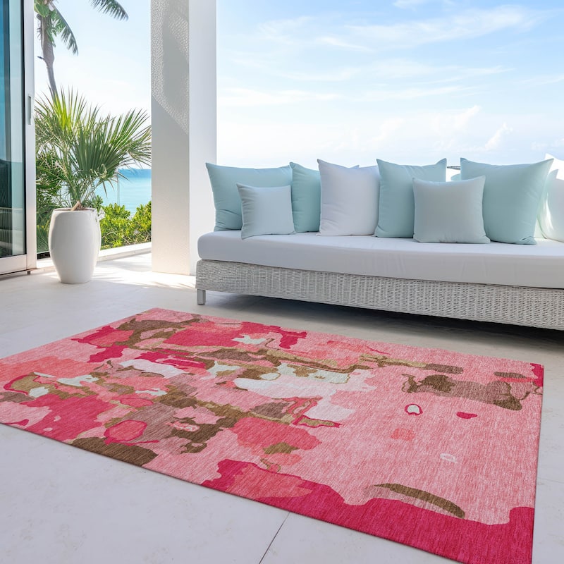 Machine Washable Indoor/ Outdoor Abstract Glam Chantille Rug