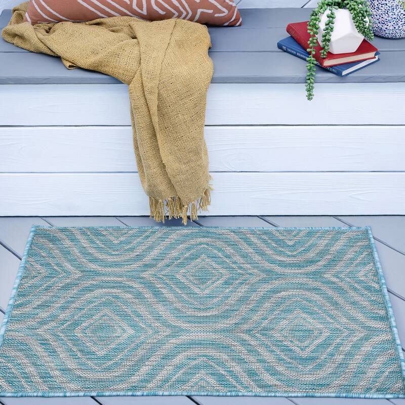 Colonnade Modern & Contemporary Abstract Indoor/Outdoor Area Rug