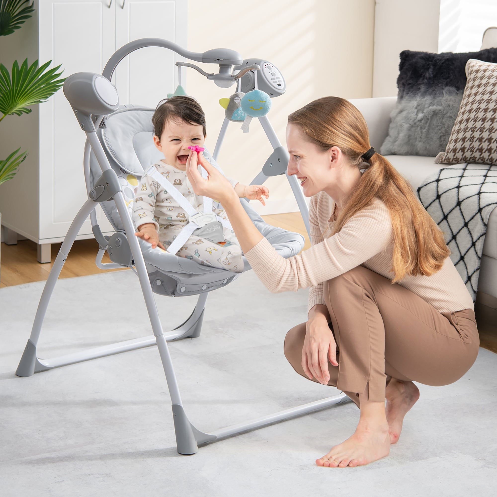 Foldable rocker top for baby