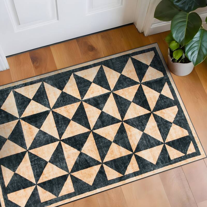 World Rug Gallery Geometric Diamond Washable Non Slip Area Rug - Natural - 2'x4'