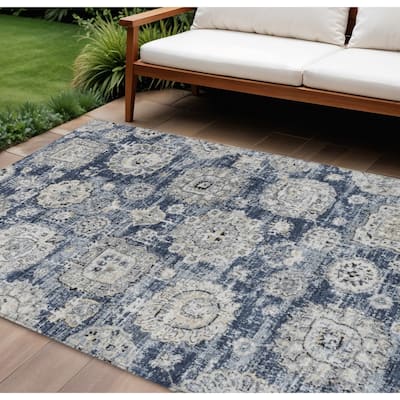 HomeRoots Floral Transitional Rectangle Outdoor Rug