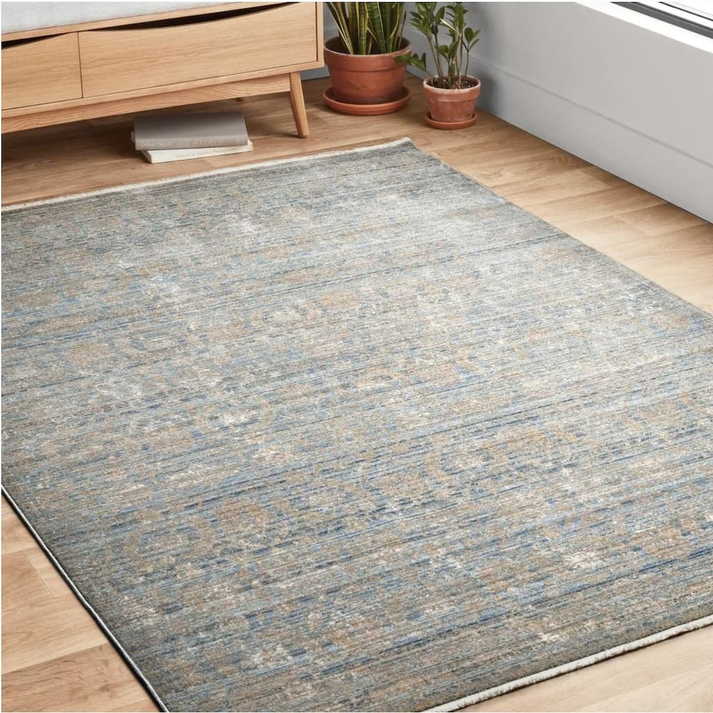 Alexander Home Nichole Collection Traditional Inspired Area Rug
