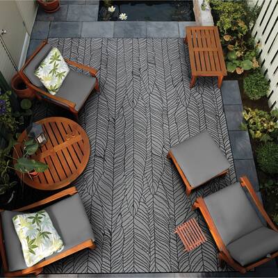 Gelato Vigne Gray- Black Indoor/ Outdoor Area Rug