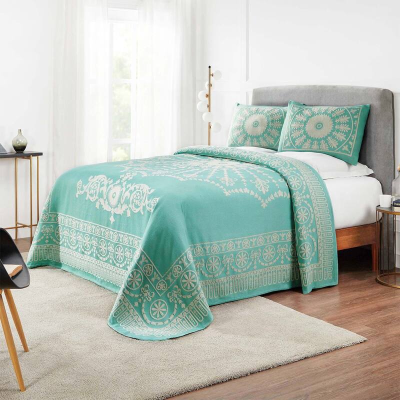 Superior Cotton Blend Oversized Classic Medallion Bedspread Set - Turquoise - Queen