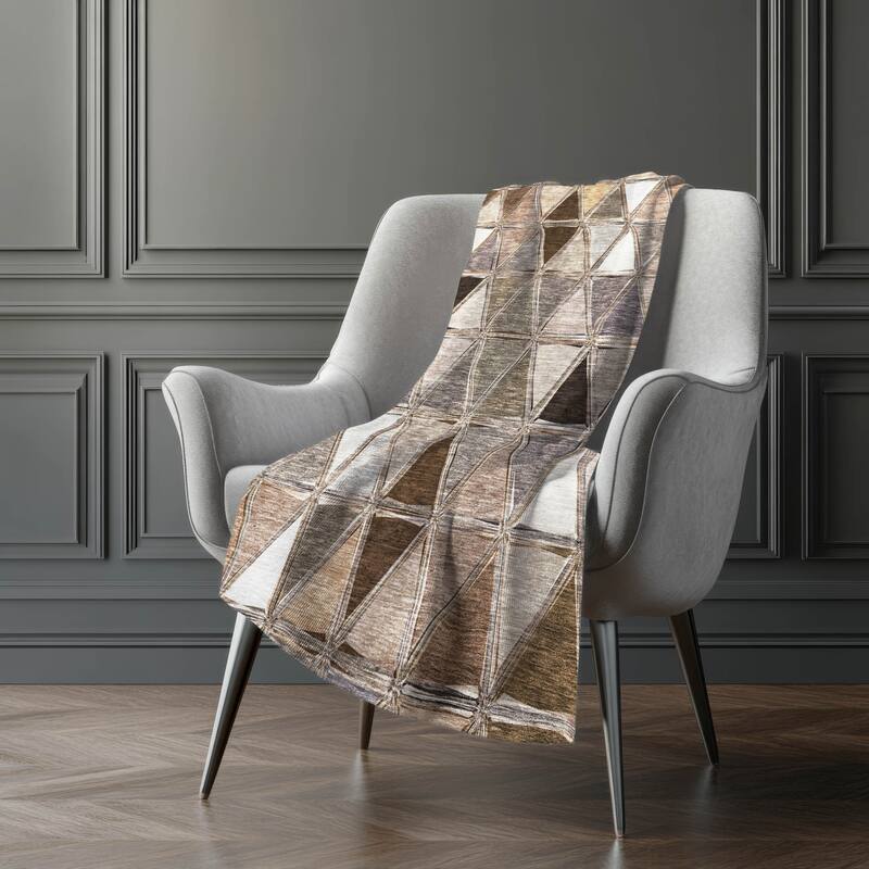 Premium Machine Washable Modern Diamonds Sherpa Throw Blanket